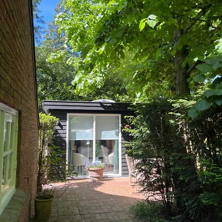 De Merel Guest house