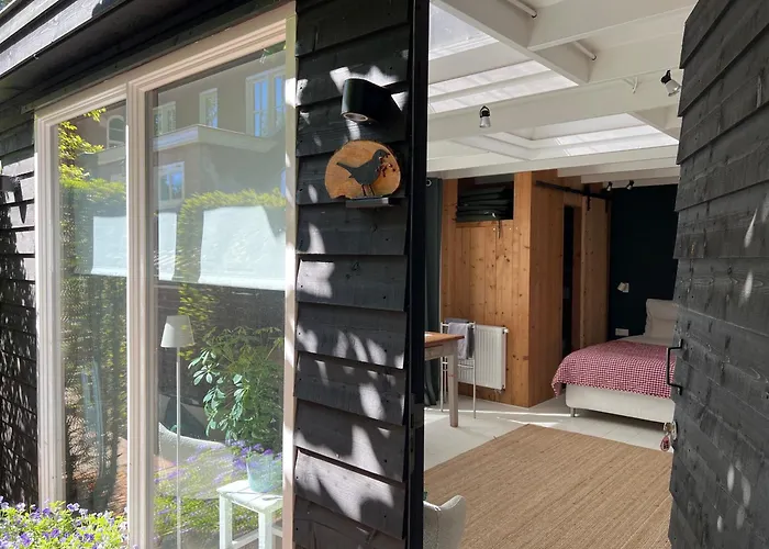 Πανσιόν De Merel